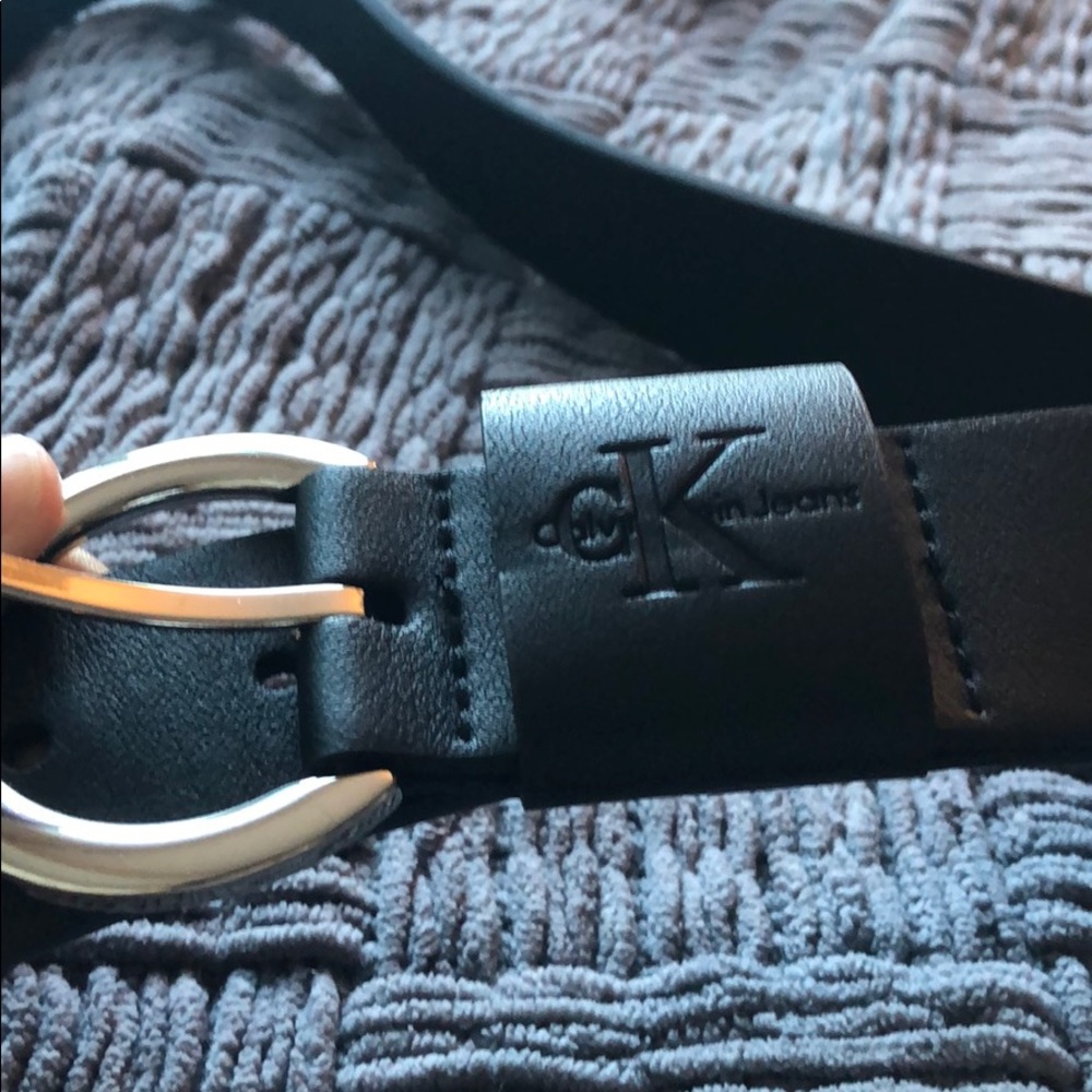 Black leather Calvin Klein belt